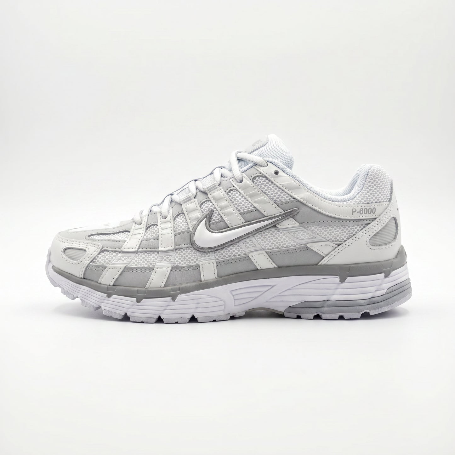 Nike P-6000 - Metallic Summit White/Pure Platinum